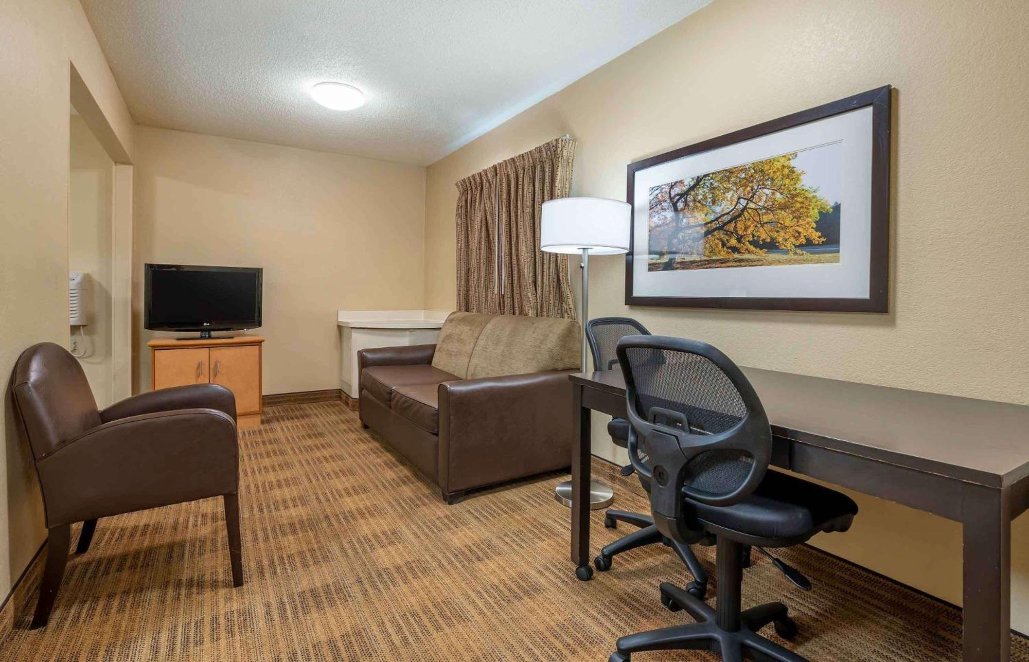 Suburban Studios Indianapolis Northwest - College Parks Zewnętrze zdjęcie