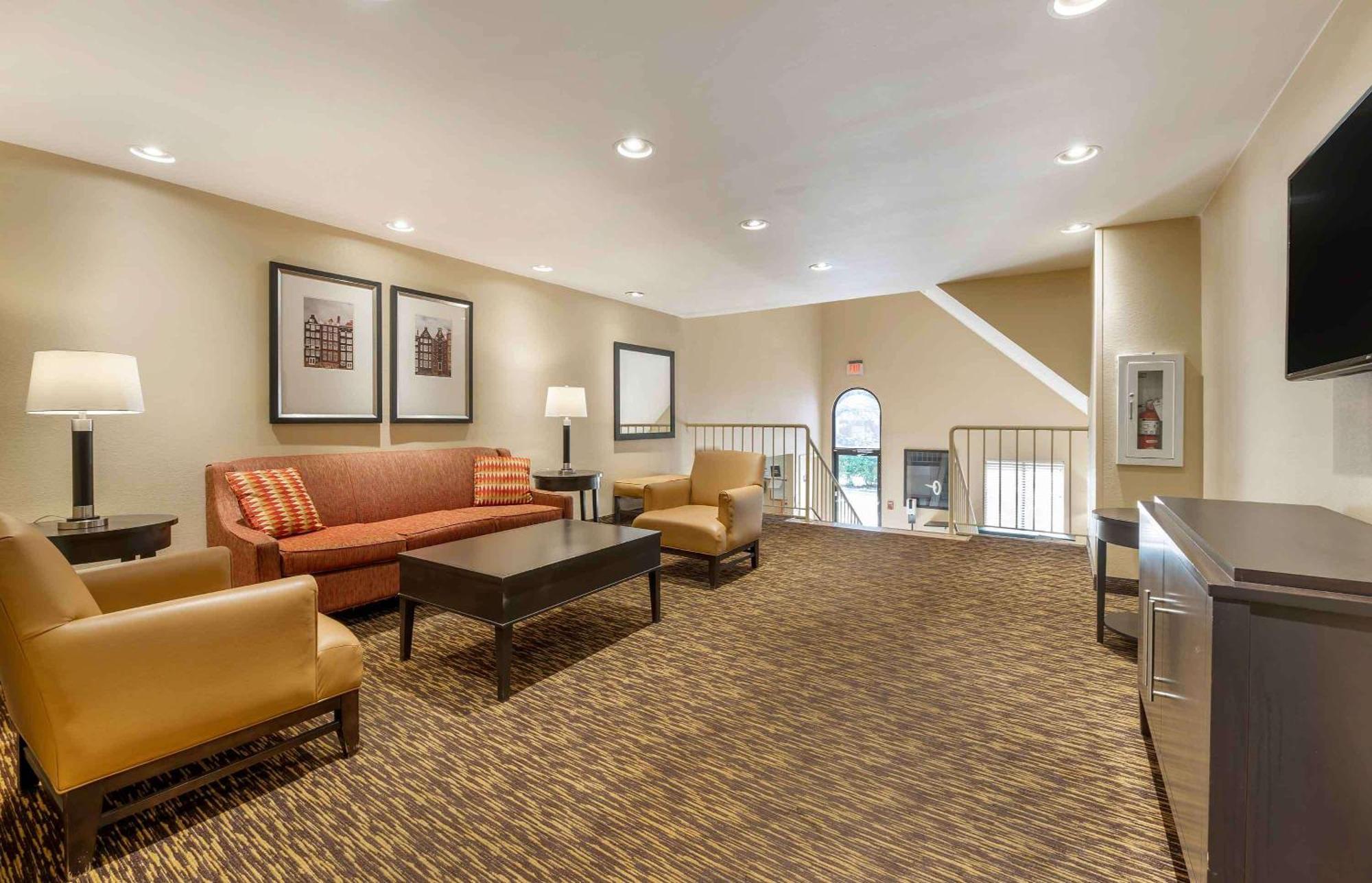 Suburban Studios Indianapolis Northwest - College Parks Zewnętrze zdjęcie